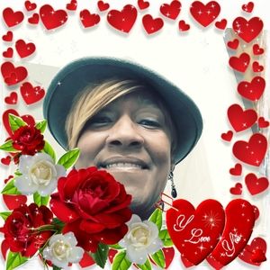 Meet your Posher, Della